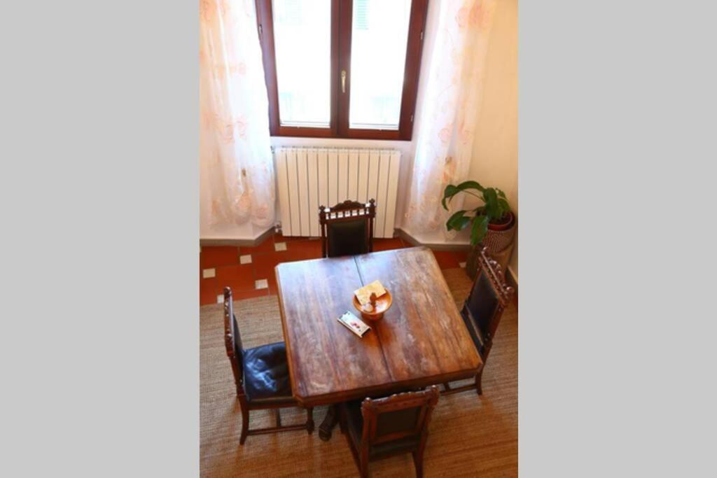 فلورنس Santa Maria Novella Station Florentine Apartment المظهر الخارجي الصورة